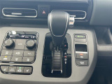 気になる車はすぐにお問い合わせください!画面右側の0066から始まる無料ダイヤルからお問い合わせ下さい!専門スタッフがお車のご質問にお答えいたします!