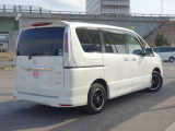 セレナ 2.0 ハイウェイスター Vセレクション 4WD 