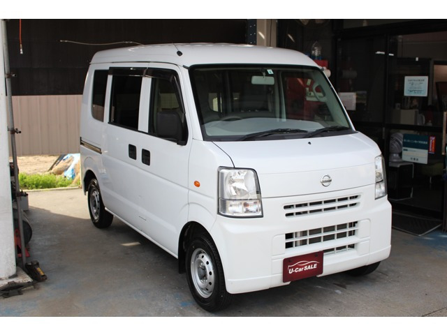 NV100クリッパー DX ハイルーフ 4WD 