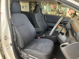 運転者にとっては日々使用することとなる運転席です。運転席が快適だと運転に集中することができますね。