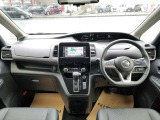 セレナ 2.0 ハイウェイスター V 4WD 