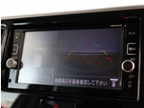 お客様のニーズを想像しながら、『見て』『触って』『体感』が出来るように仕入れ活動を行っております。