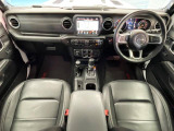 ラングラー アンリミテッド サハラ 4WD 