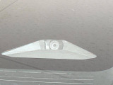 【トヨタセーフティセンス】走行中に前方の車両等を認識し、衝突しそうな時は警報とブレーキで衝突回避と被害軽減をアシスト。より安全にドライブをお楽しみいただけます。