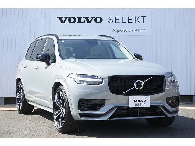 ボルボ XC90 ウルトラ T8 AWD プラグイン ハイブリッド 4WD の