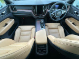 XC60 アルティメット B5 AWD 4WD