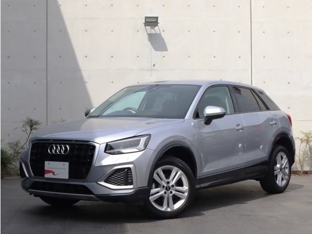 Q2 35 TFSI アドバンスド 