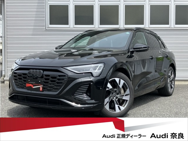 Q8 e-tron 55 クワトロ Sライン 4WD 