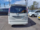 セレナ 2.0 ハイウェイスター 4WD 