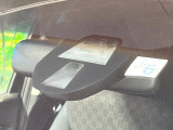 【シティブレーキアクティブシステム】低速走行中に前方の車両等を認識し、衝突しそうな時は警報とブレーキで衝突回避と被害軽減をアシスト。より安全にドライブをお楽しみいただけます。