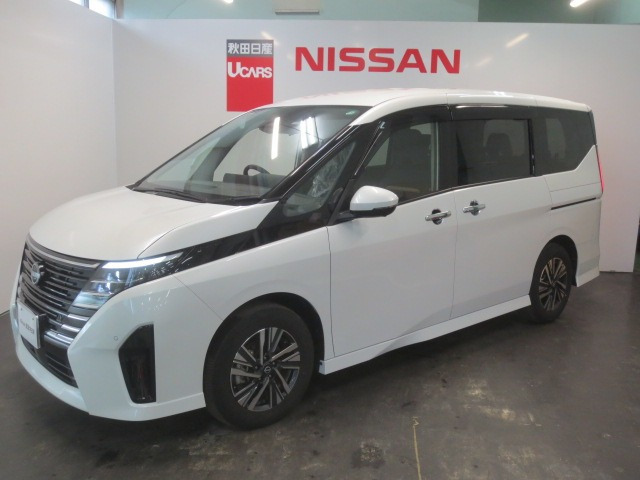 セレナ 1.4 e-POWER ハイウェイスター V 