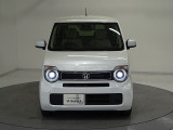 LEDヘッドライト が装備されています。またフォグライトもついているので、夜間のドライブもより安全に楽しめますよ。
