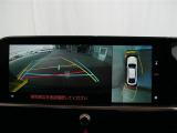 バックガイドモニターで、後方を確認しながら安心して駐車することができます。運転初心者も熟練者も必須の機能ですよ!