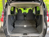 普段のお買い物や通勤、送迎等に十分な荷室スペースを確保しております。セカンドシートを倒すと、大きな荷物の積載も可能です♪