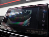 お車選びをお楽しみ頂けるよう、在庫車の展示スペースを十分に確保しております。