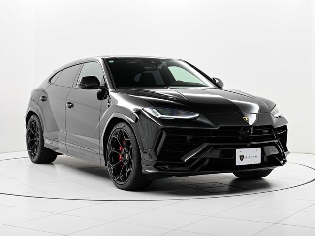 ウルス ペルフォルマンテ 4WD 