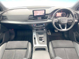 Q5 40 TDI クワトロ スポーツ ディーゼル 4WD 
