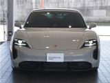タイカン ターボS 4+1シート 4WD 