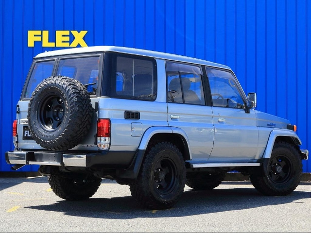 トヨタ ランドクルーザー70 4.2 ZX ディーゼル 4WD の中古車詳細