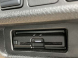 すっきり埋め込み型ETC車載器(高速道路の利用時に 料金所の通過をスムーズに行うために自動で料金を精算するシステム)
