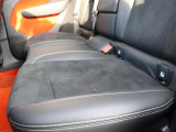メンテナンスパックはご購入時だけのお得な点検・整備パック(有償)。点検コースと車検コースがございます。詳しくは店舗コーディネーターまでお問い合わせ下さい。