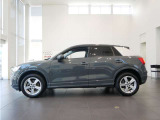 Q2 1.0 TFSI スポーツ 