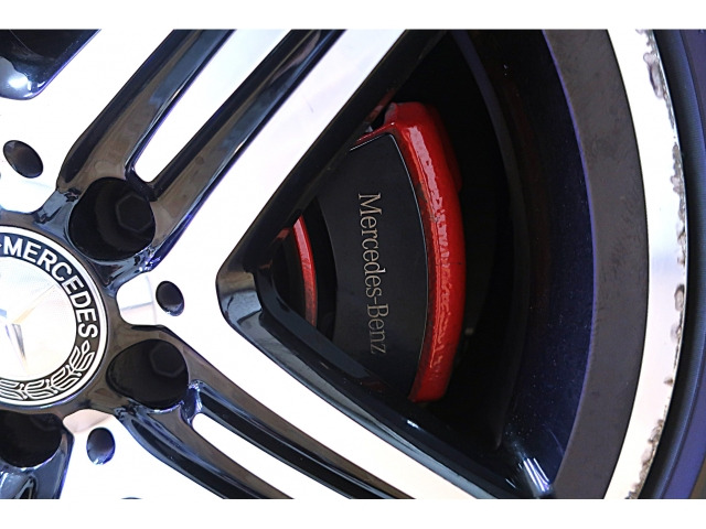 メルセデス・ベンツ CLAシューティングブレーク CLA250 シュポルト 4