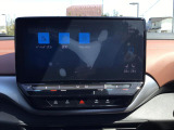 タッチパネルの純正ナビゲーション「ディスカバープロ」。Bluetooth、App-Connectなどの機能を搭載しています。