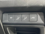 【パワーバックドア】スマートキーや運転席のボタンを押すだけでリアゲートが自動で開閉します!荷物を持っている時や、高い位置にあるバックドアを閉める際に便利な機能です♪