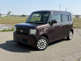 車両の品質管理は室内展示場を完備しておりますので、品質を保った状態の車両をご覧いただけます。