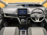 セレナ 1.2 e-POWER ハイウェイスター V 
