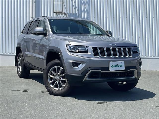 グランドチェロキー リミテッド 4WD 本革シート