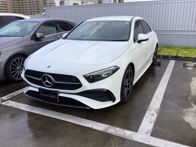 Aクラスセダン A180 AMGラインパッケージ (BSG搭載モデル) 