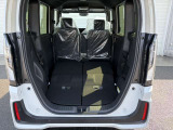 リアシートを倒すことで、荷室が広くなります!たくさん積めます!!
