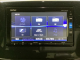 ナビゲーションはフルセグTV対応のGathers純正メモリーナビを搭載しています。Bluetoothオーディオ機能がありますので、スマートフォンなどの音楽も再生できます。