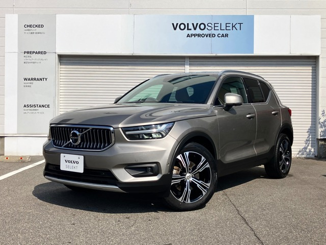 XC40 B4 AWD インスクリプション 4WD 