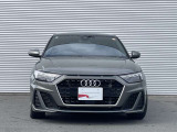 A1スポーツバック 25 TFSI Sライン 