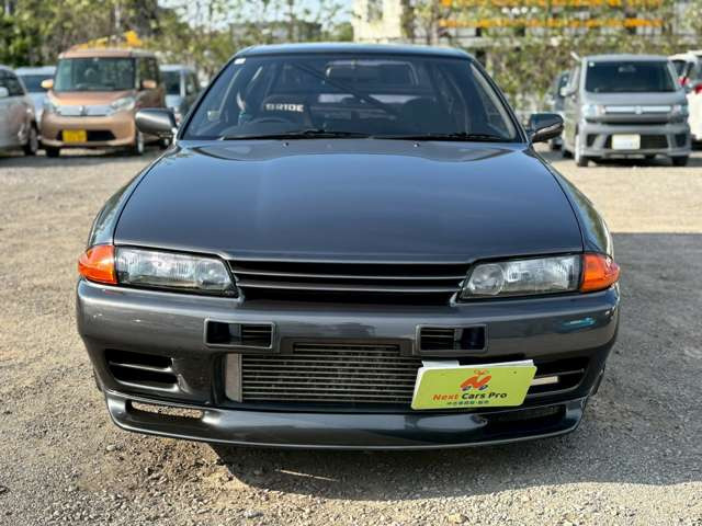【2024年新作】 スカイラインGT-R 日産 中古車 2.6 車 社外マフラー 公認2人 4WD 政治学