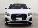Q2 35 TFSI Sライン 