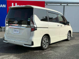 セレナ 2.0 ハイウェイスター V 