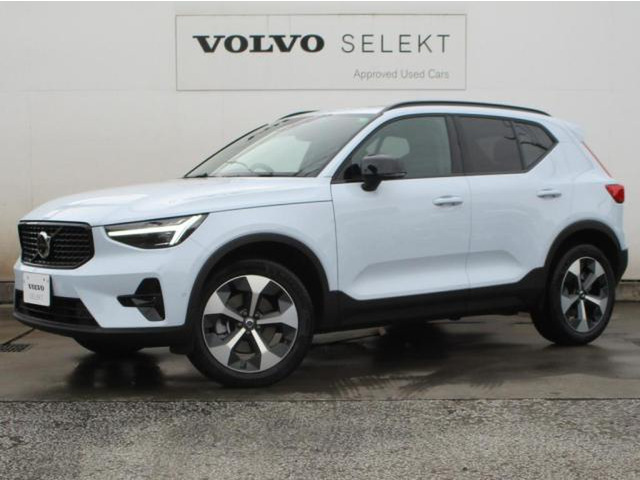 XC40 ウルトラ B4 AWD ダークエディション 4WD 