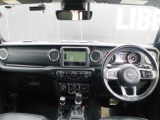 ラングラー アンリミテッド サハラ 4WD 本革シート