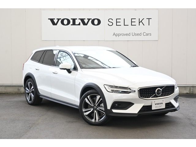 V60クロスカントリー アルティメット B5 AWD 4WD 