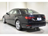 A4 2.0 TFSI クワトロ Sラインパッケージ 4WD 