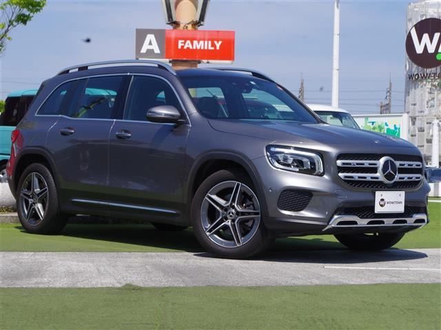 GLB GLB200d 4マチック 4WD 本革シート