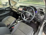 運転席の画像です。