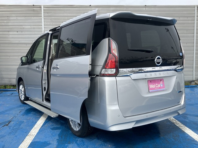 セレナ 2.0 X 送迎タイプ ロングステップ仕様 4WD 