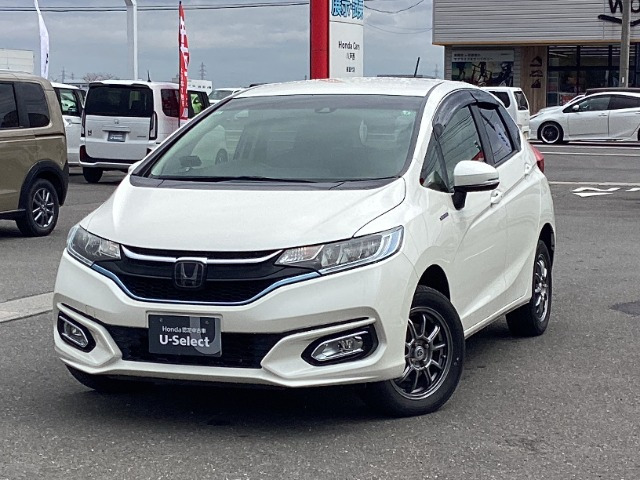 フィット 1.5 ハイブリッド L ホンダセンシング 4WD 