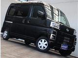 【車屋】として、長く車業界に従事した経験豊富なスタッフが在籍しております。
