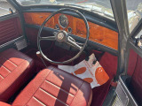 エルフ  MKII 禁煙車 1300CC 赤革シート
